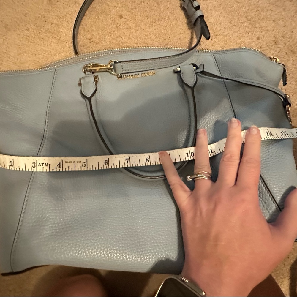 Michael Kors Riley Leather Tote Bag - Picture 10 of 11